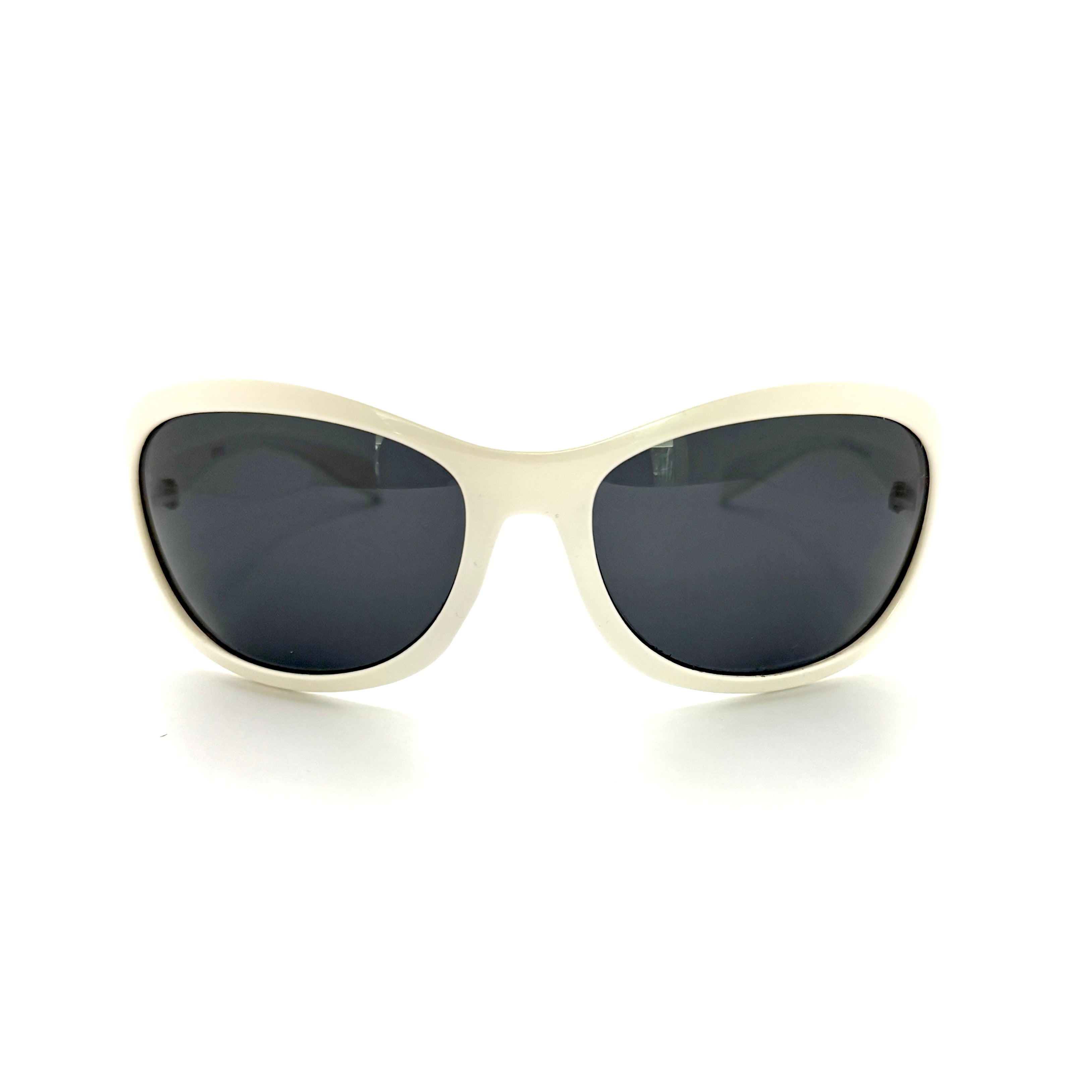 Ladyfish - Shiny White Frame with Smoke Lenses