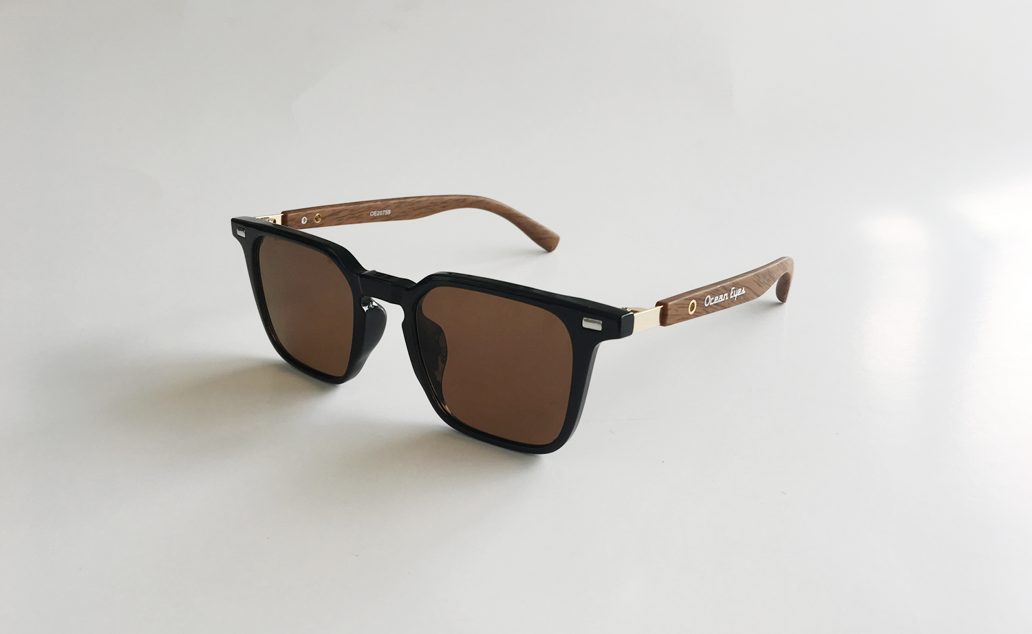 Panama PC -Shiny Black and Woodgrain Frame-Amber Lenses