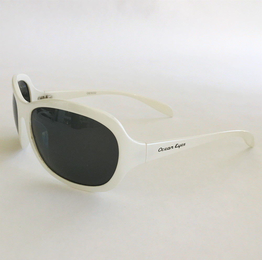 Ladyfish - Shiny White Frame with Smoke Lenses  OE5032-1