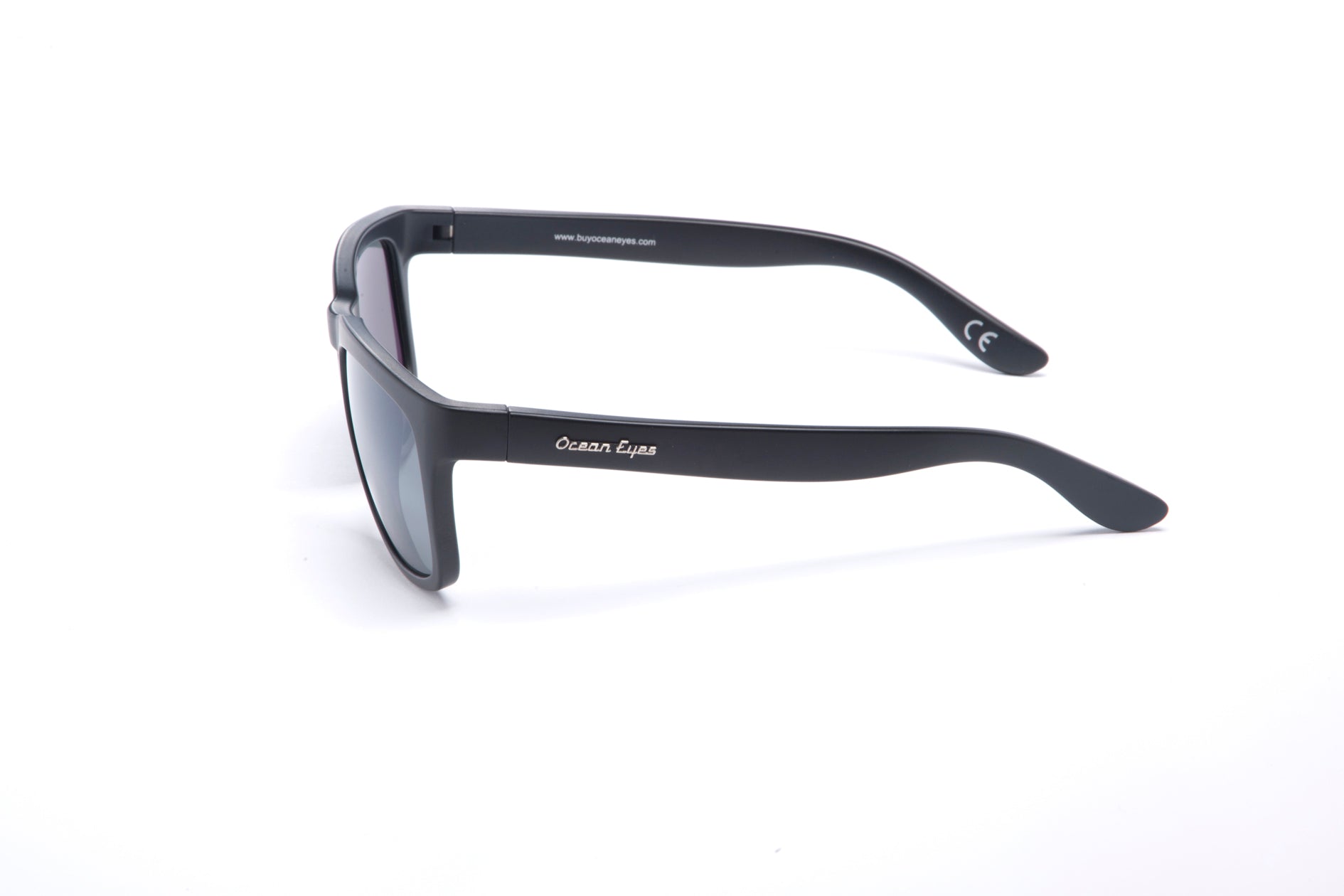 Shaka PC – Matte Black Frame with Smoke Lenses 2054PC-1